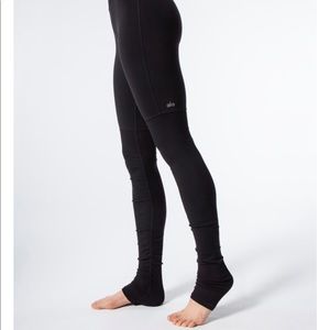 ALO YOGA GODDESS LEGGING